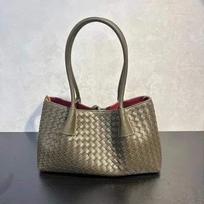 Bottega Veneta Intrecciato Olive Green Leather Tote Bag